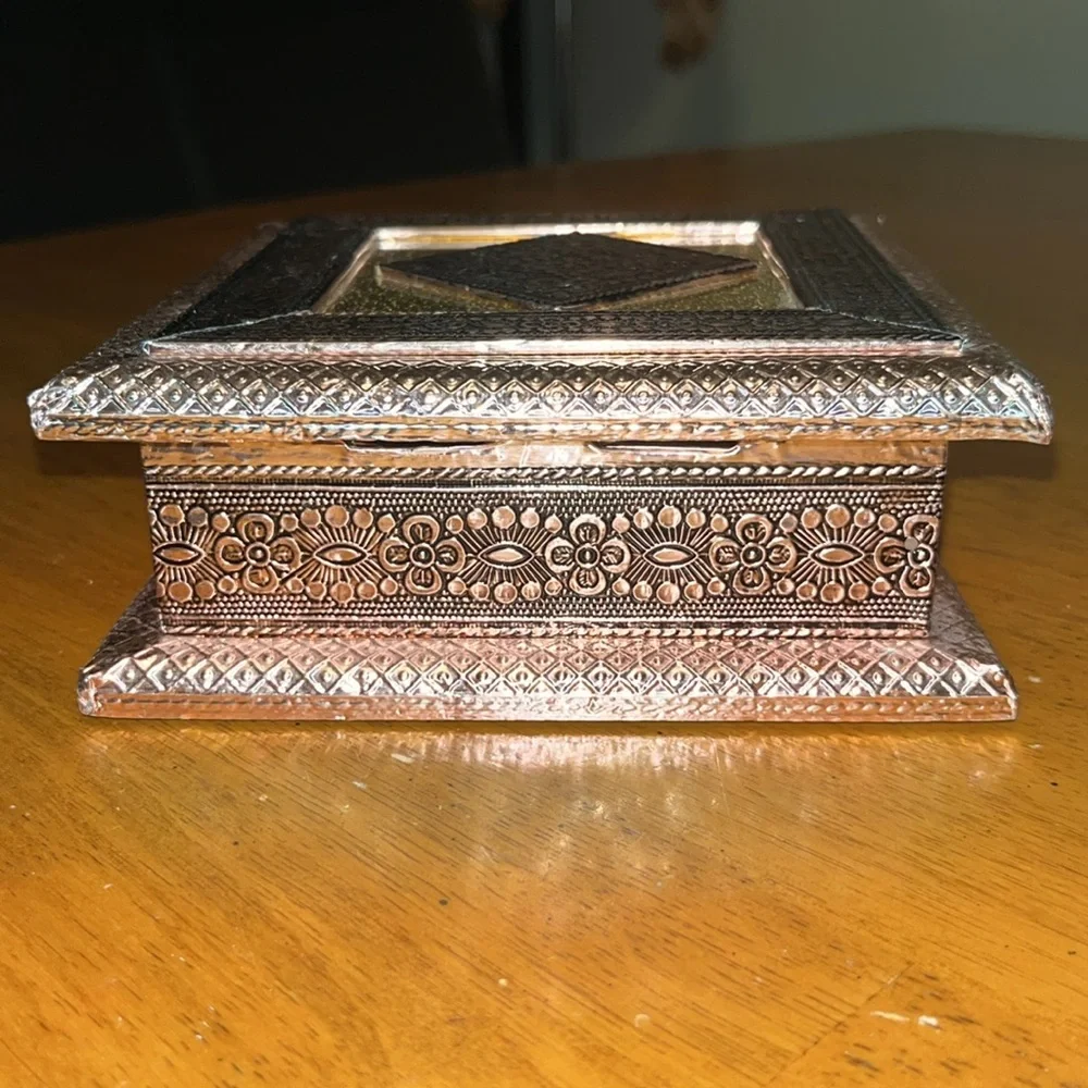 Handmade Rose Gold Black Gold Silver Foil Jewelry Trinket Box - Picture 4 of 15